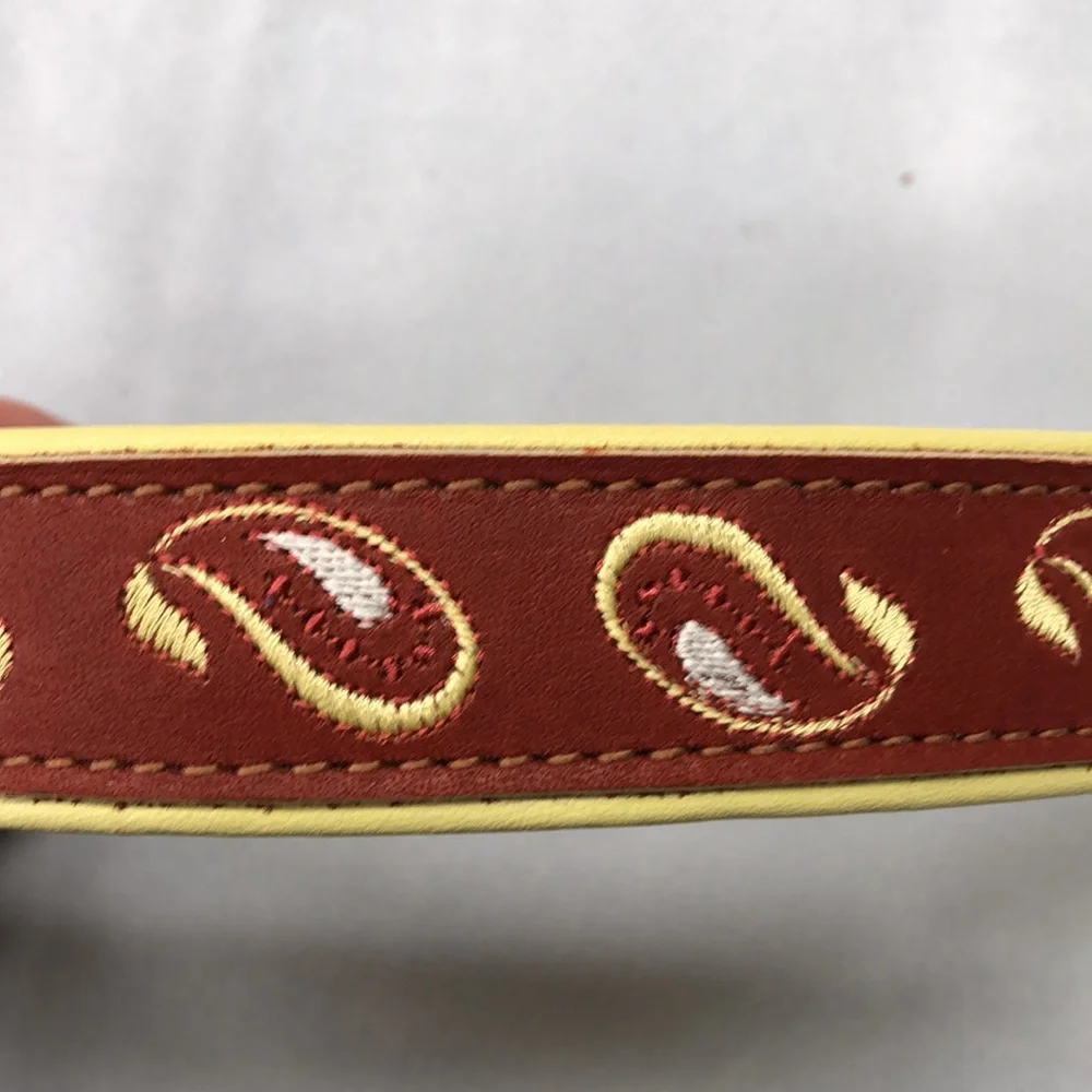Vaquero Leather Ware adjustable martingale dog collar. - Picture 2 of 3